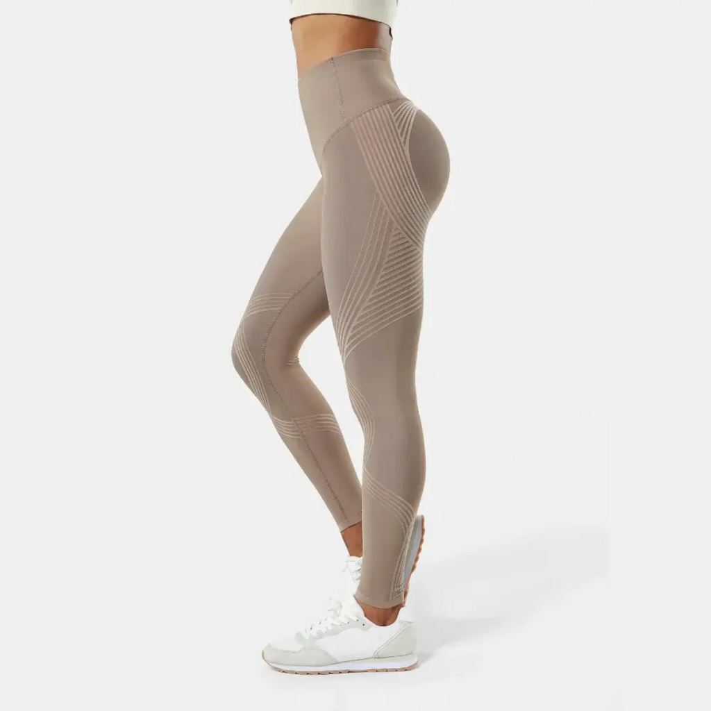 REVITA PRO – Compression leggings with a calorie-burning boost and skin-firming effect.