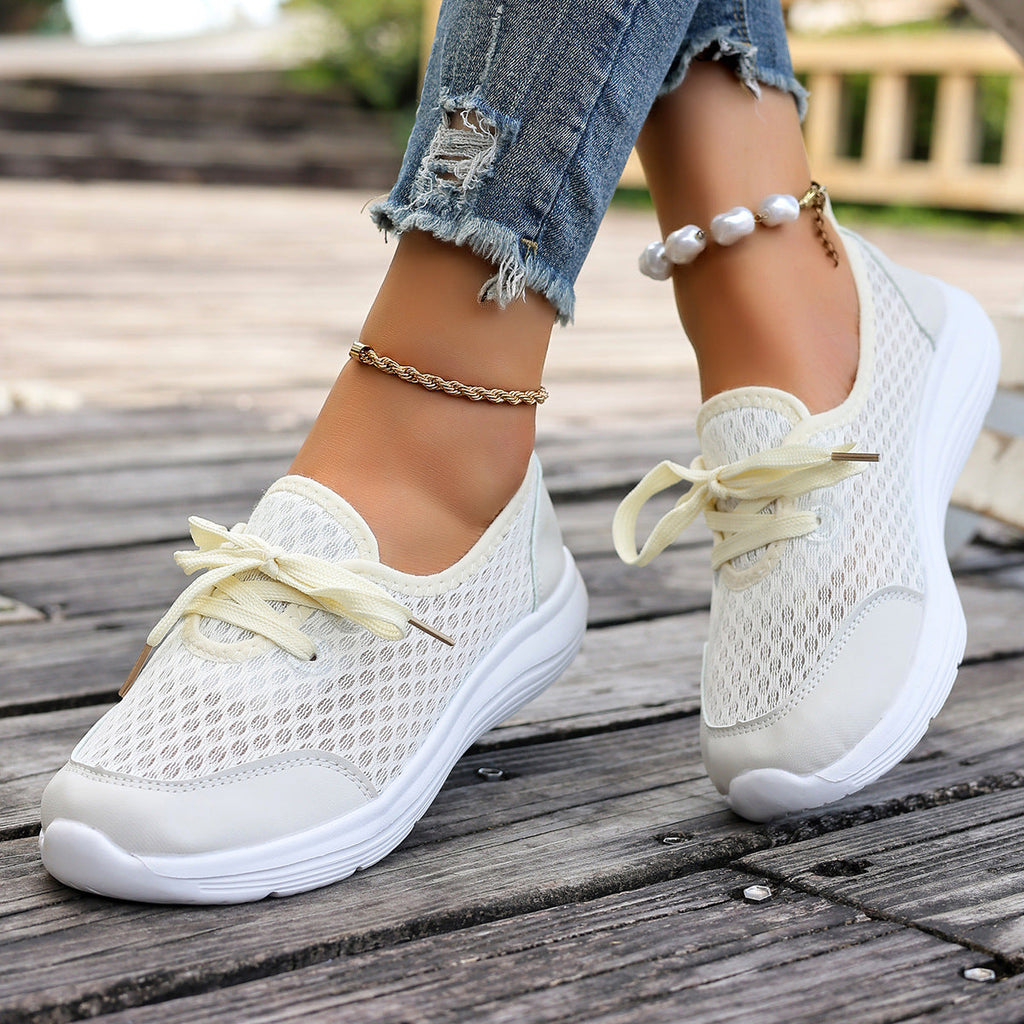 LORENA – Breezy and light through the summer!